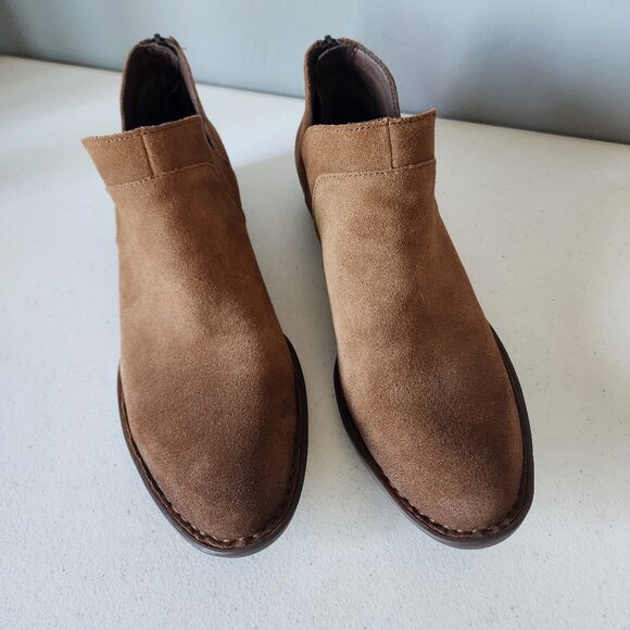 Born Booties "NEW" - Picture 2 of 16